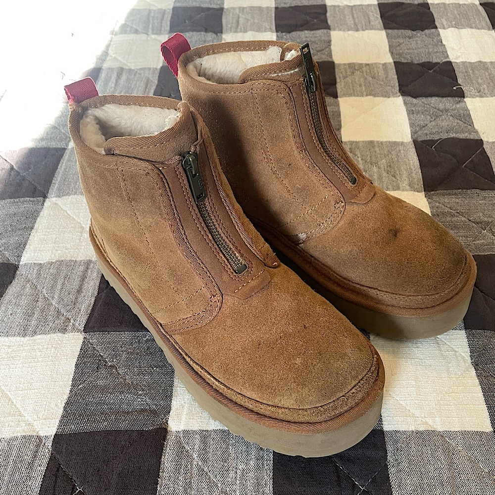 Zip up UGG platform ankle boots